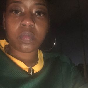 Meet your Posher, Shawlynn